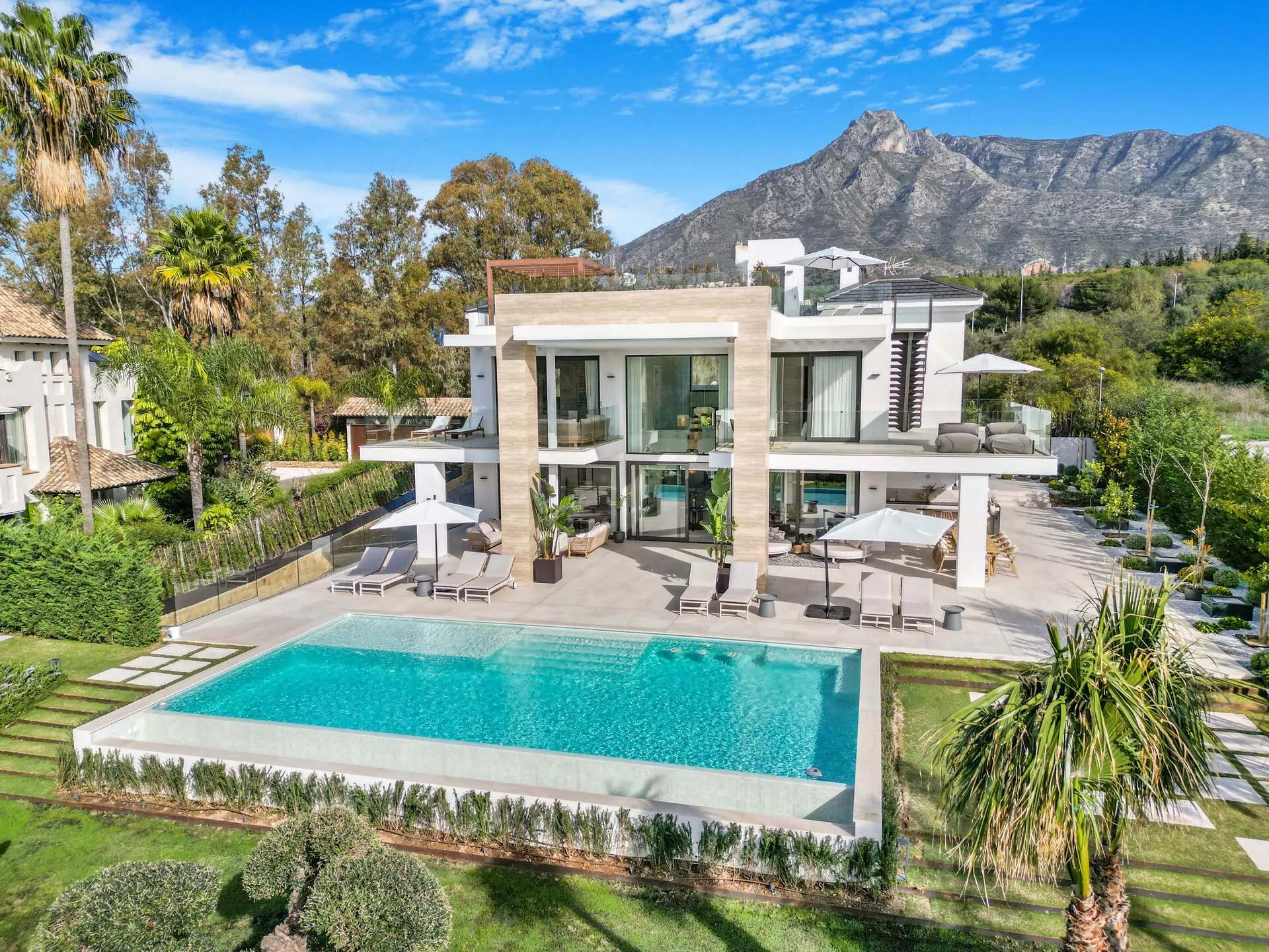 Villa Romano for sale Marbella Plexo Properties (21)