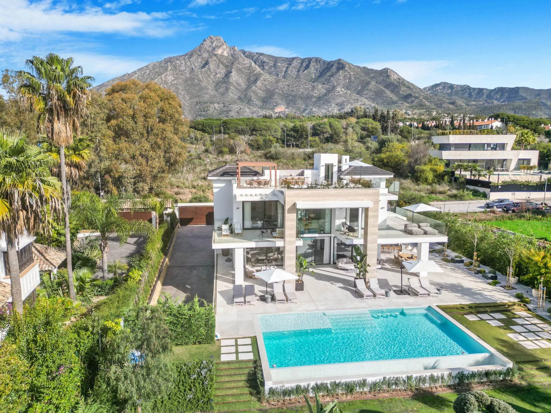 Villa Romano for sale Marbella Plexo Properties (6)