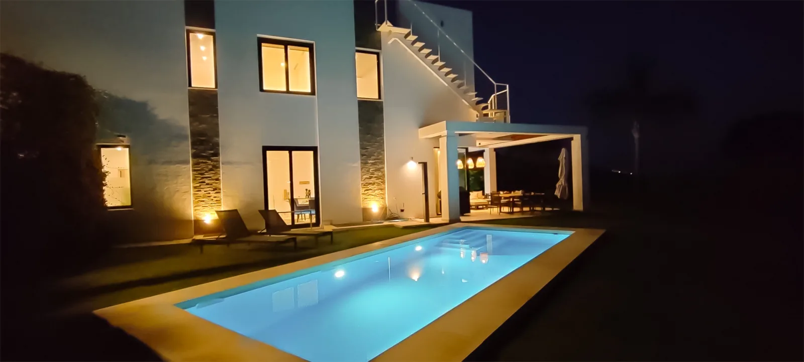 Green Hill 14  night