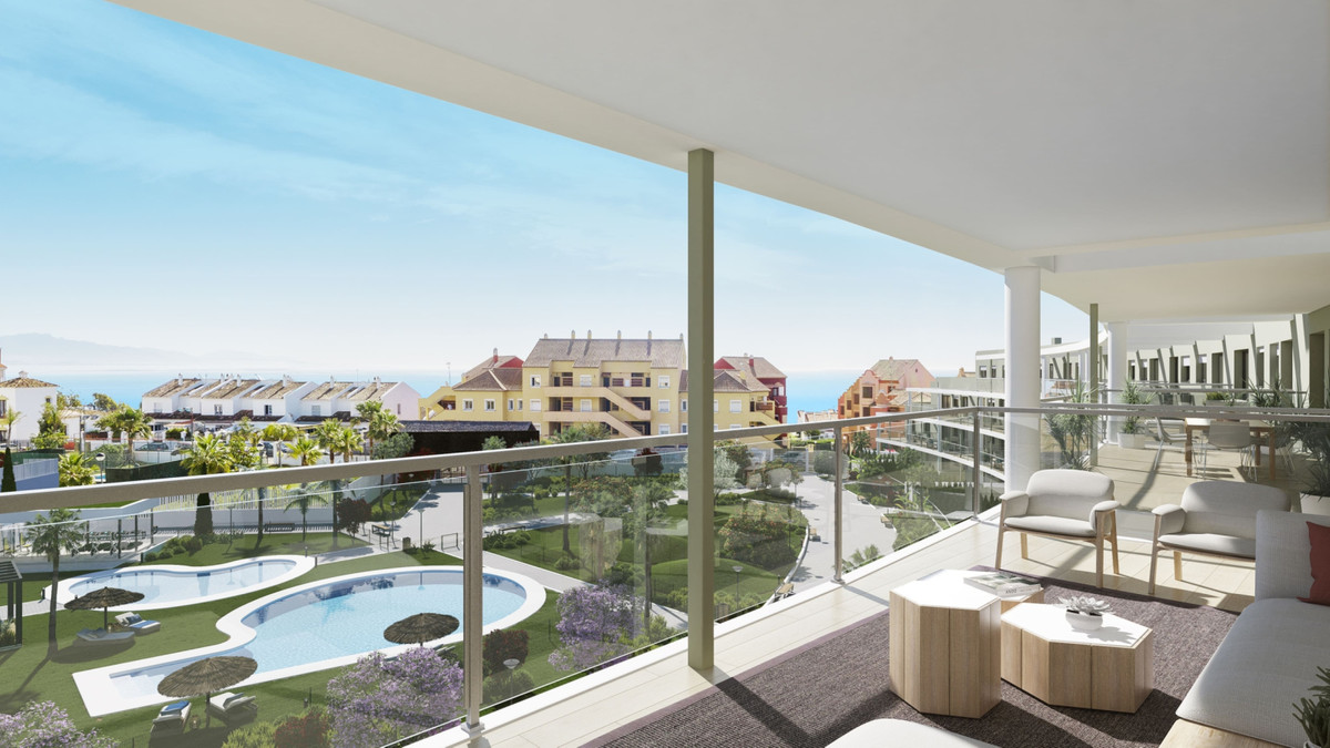 Amphora Beach Fase IV – Manilva - geräumige Terrasse mit Pool, Garten und Meerblick in Manilva, Málaga
