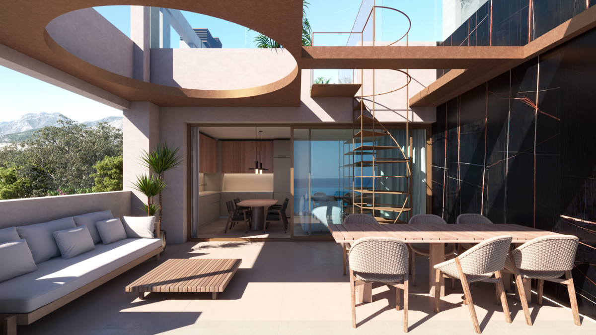 Bastion Sea Views – Torremolinos – Luxusterrasse mit Außenbereich, Wendeltreppe und Bergblick