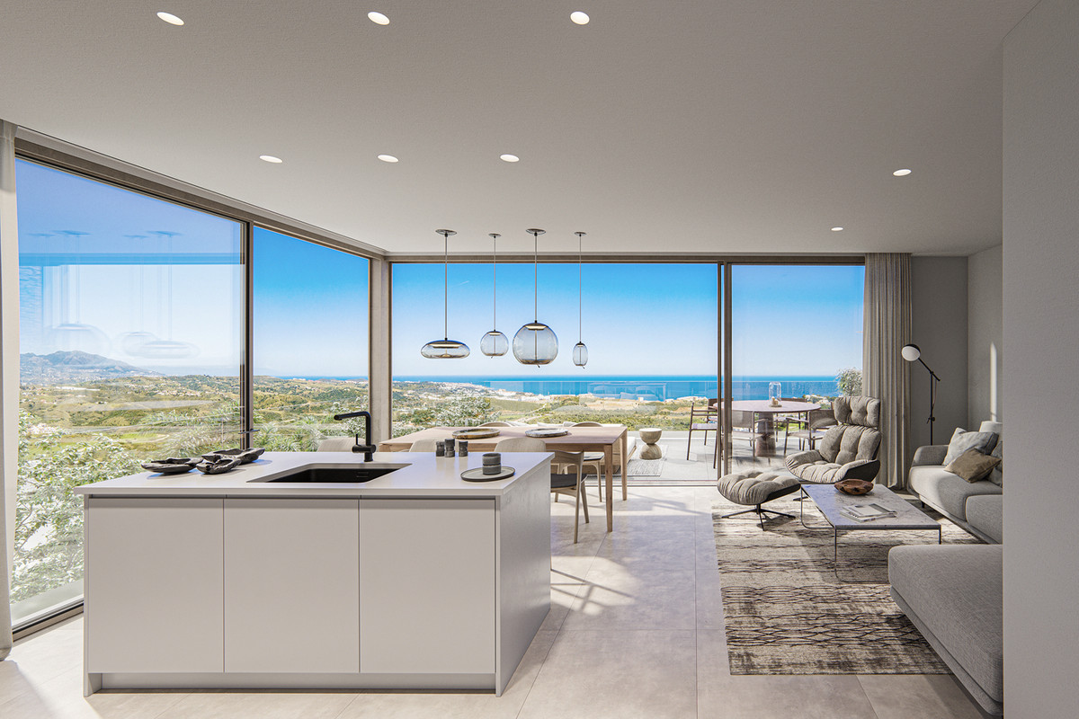 Boutique Project – La Cala de Mijas - åbent køkken, spisestue og stue med panoramaudsigt over havet