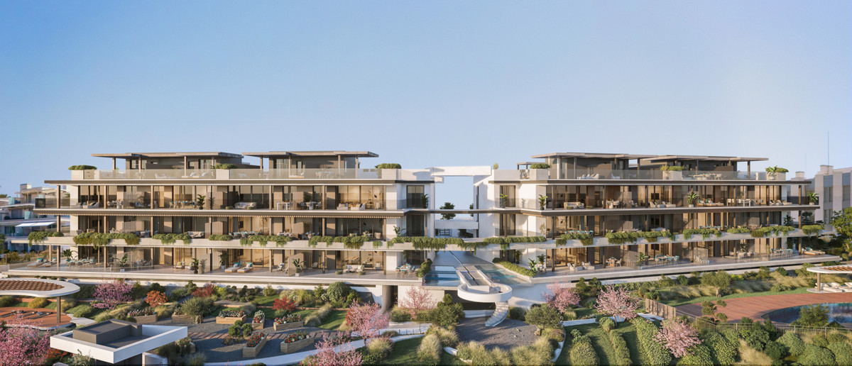 HAIKU Suites – Estepona - luksuriøst boligkompleks med terrasser i niveauer, frodige haver og pool