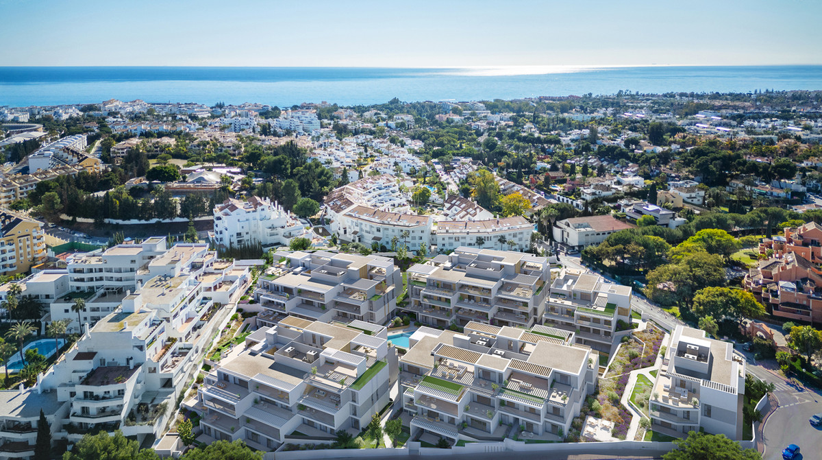 Isla Bela – Marbella - luchtfoto van luxe nieuwbouwproject met zeezicht en dakterrassen