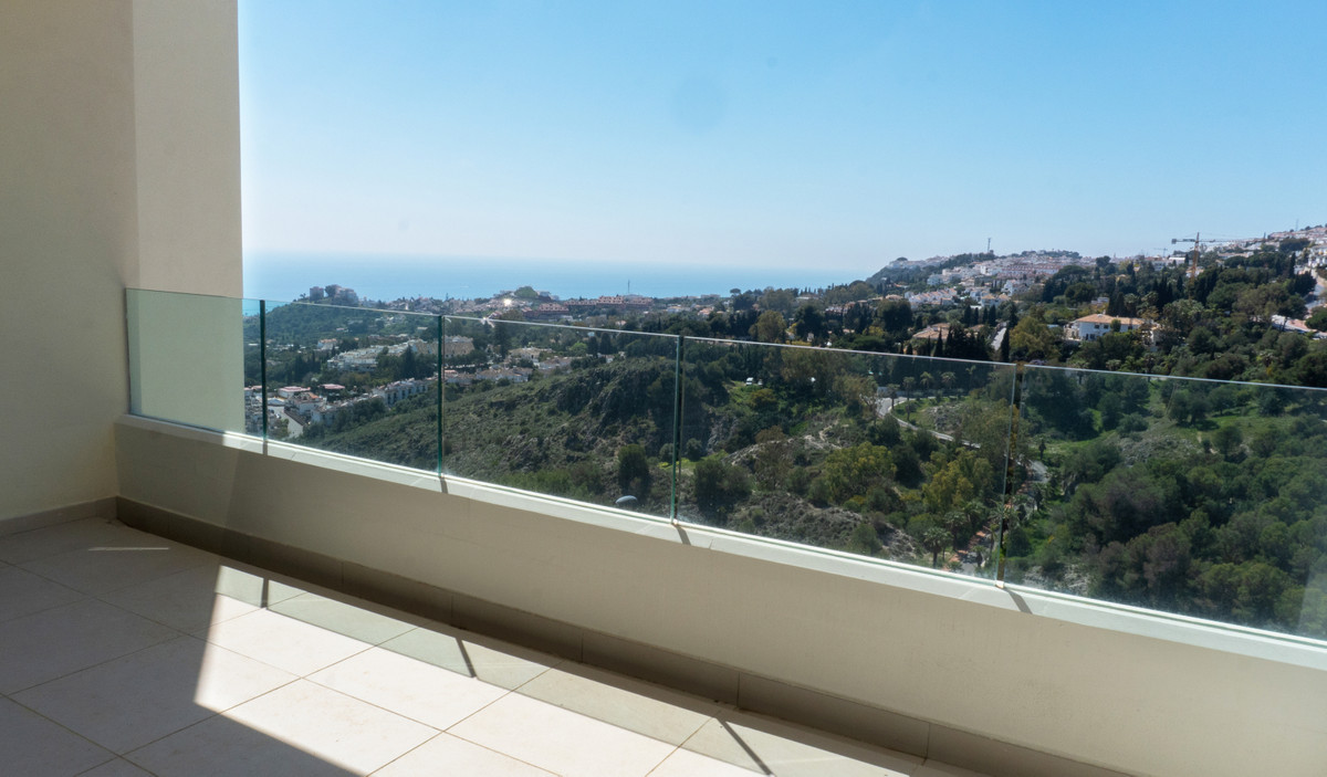 Mane Residences – Benalmadena - panoramic terrace with glass balustrade, sea and hillside views