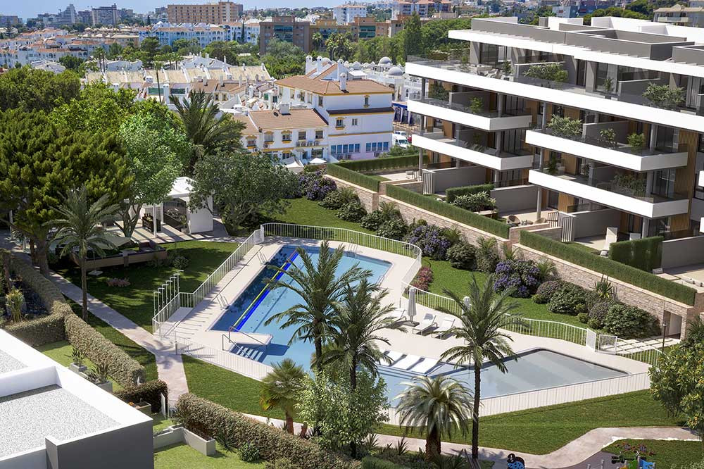 Residencial Pacaraima – Adosado – Torremolinos – Luftaufnahme von Gemeinschaftspool, üppigen Gärten und modernem Apartmentgebäude