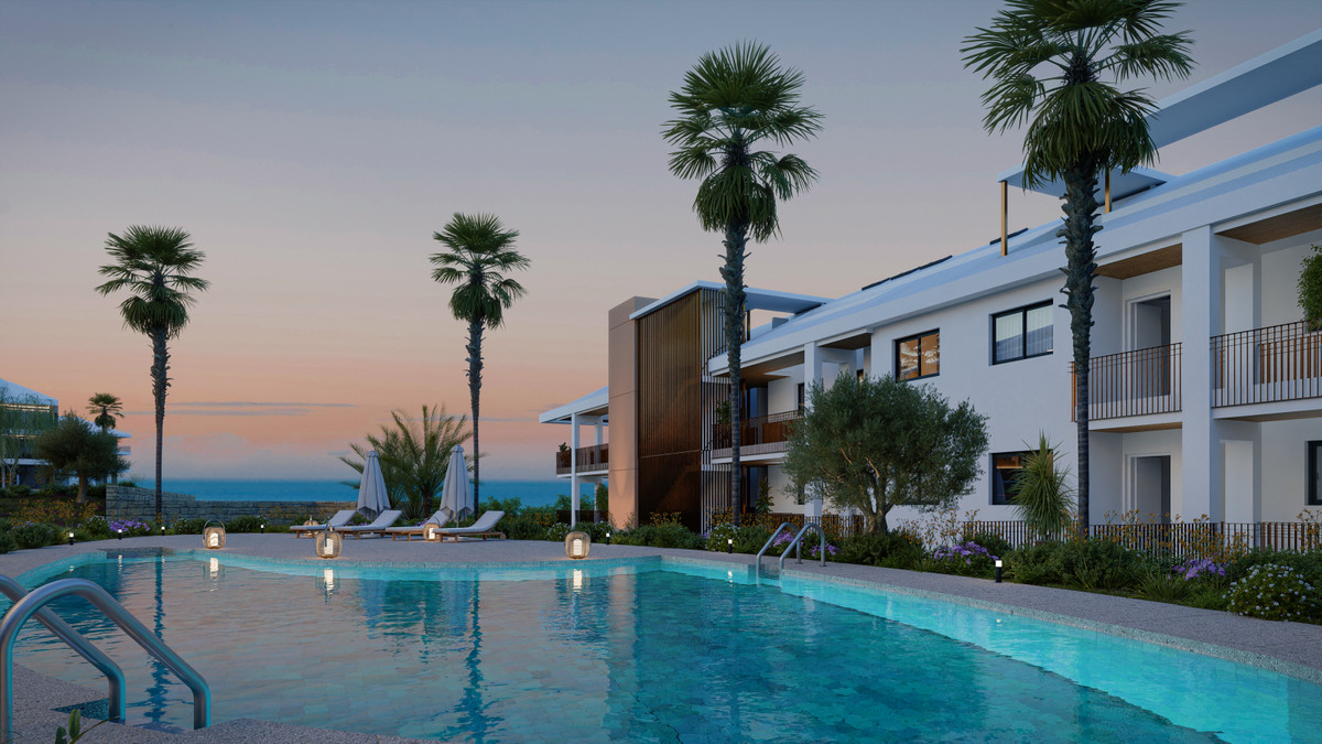 Unique Infinity – Higueron - luksuriøs udendørs pool med palmer og havudsigt i skumringen, Costa del Sol