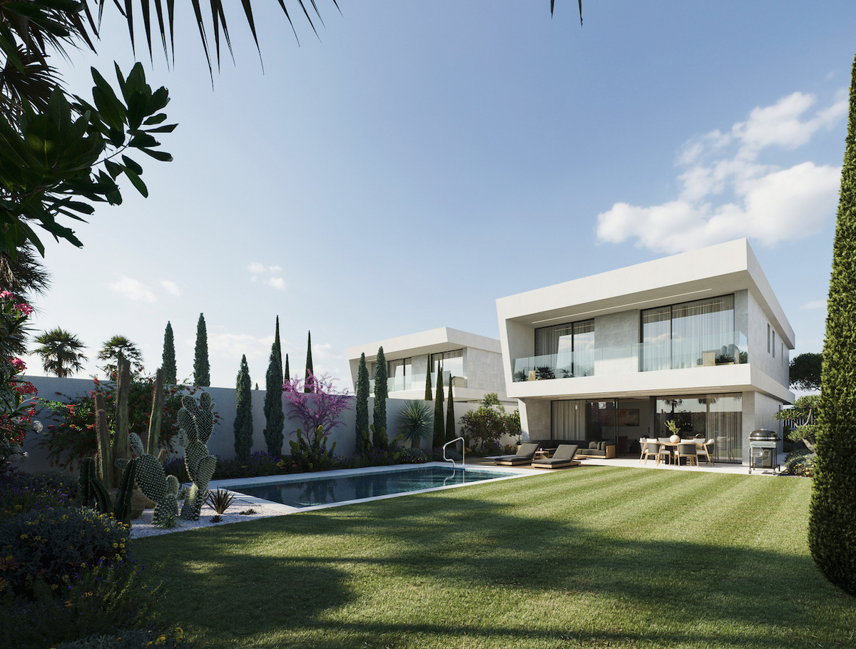 Villa B San Pedro – San Pedro de Alcántara – modern white two-storey villa with pool, lush garden, and outdoor dining terrace