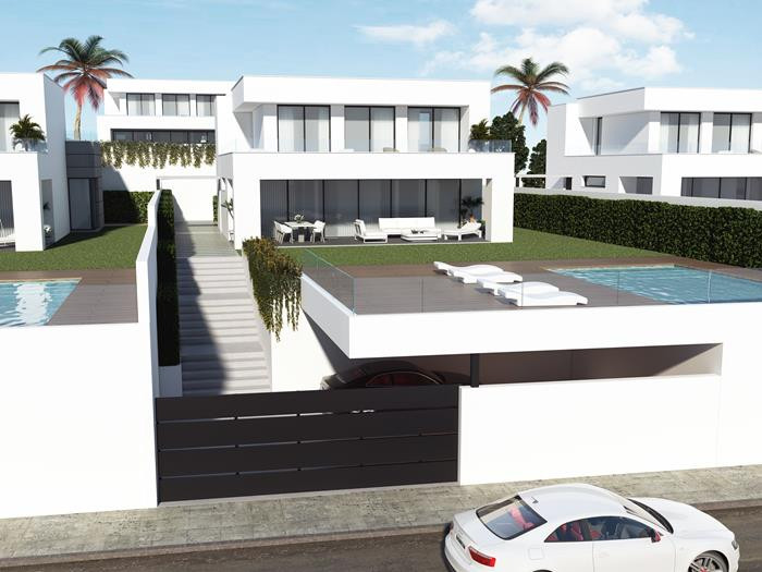 Villas Duquesa Golf & Beach – La Duquesa - modern wit exterieur met dakterras, zwembad en palmbomen