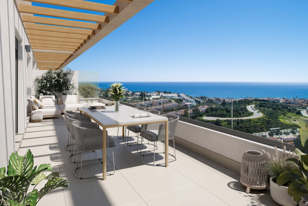 Almare – Mijas - ruim terras met eethoek, pergola en panoramisch zeezicht over de kustlijn van de Costa del Sol