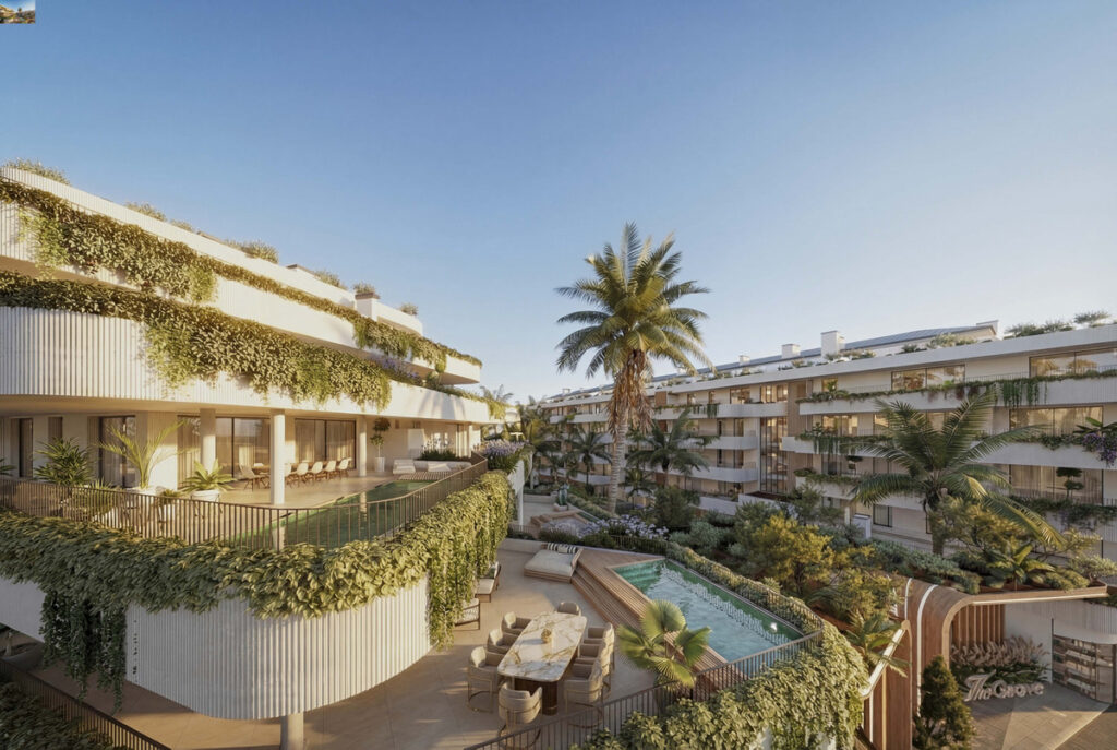 The Grove – Marbella - eksklusivt boligkompleks med vertikale haver, fælles pool og palmeomkranset gårdhave