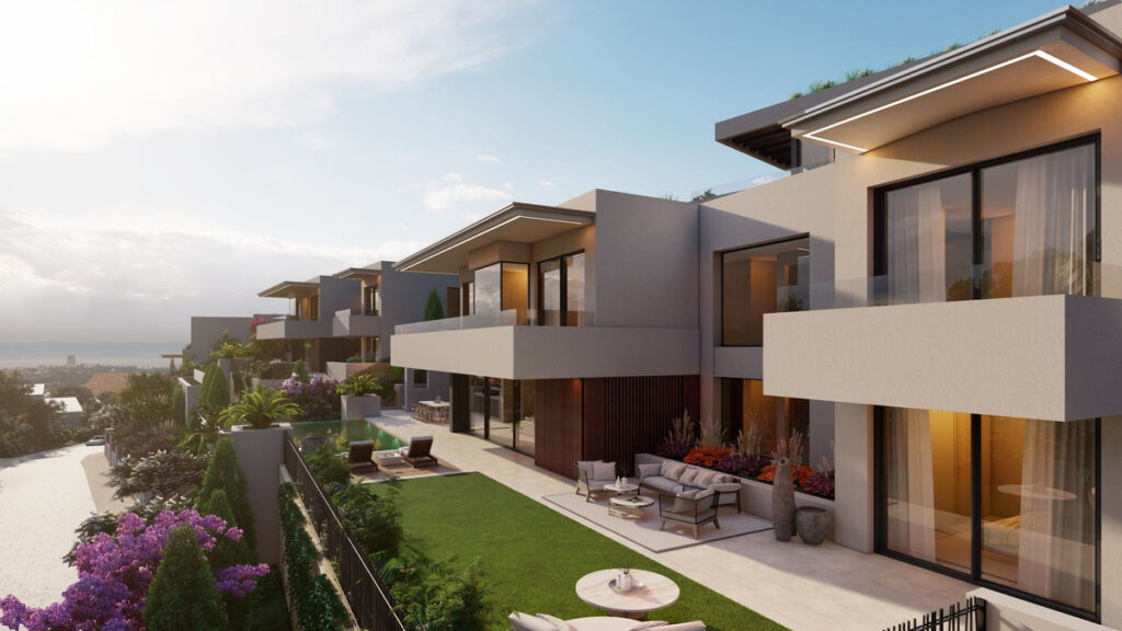 SOLARA II – Altos de los Monteros - Moderne Luxusvilla mit Terrassen, üppigem Garten und Meerblick an der Costa del Sol